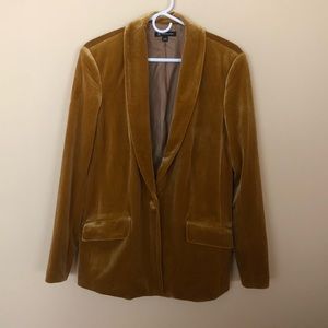 Ochre velvet smoking jacket